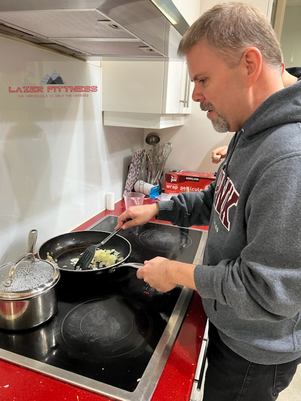 Home Bob doing a healthy cooking class at Mohawk College